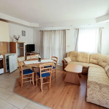 Ruza Jasenice (Zadar)