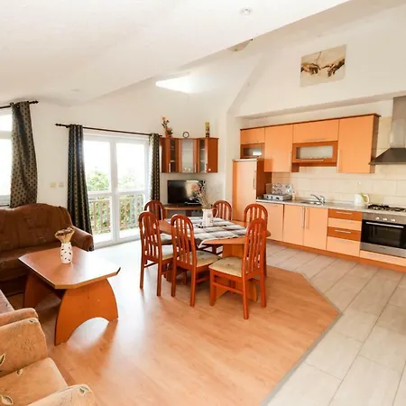 Ruza Apartment